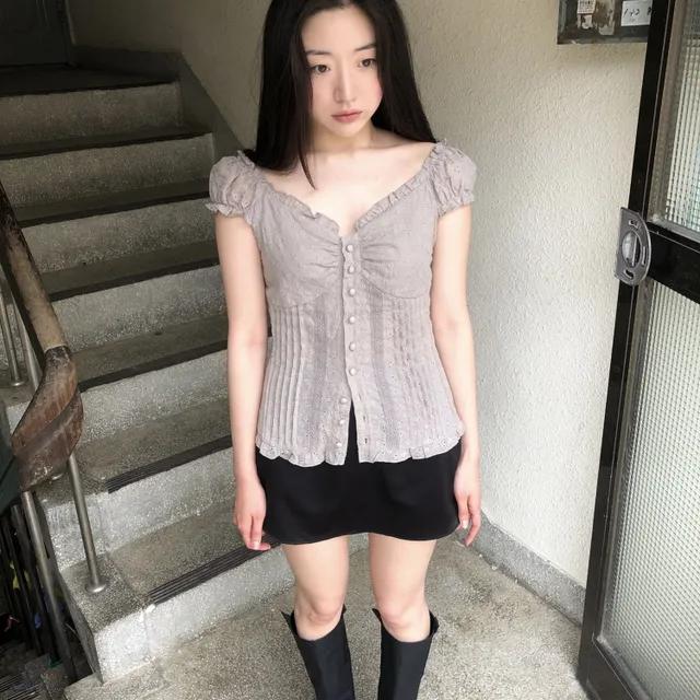 punching lace blouse (gray) / 펀칭 레이스 블라우스 (그레이)