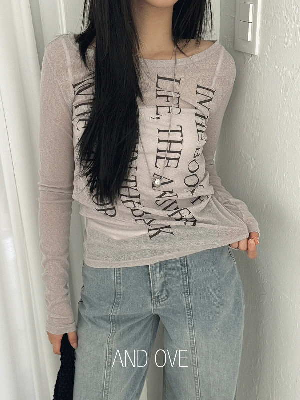 [보트넥] 게비 시스루 레터링 긴팔 보트넥 티셔츠