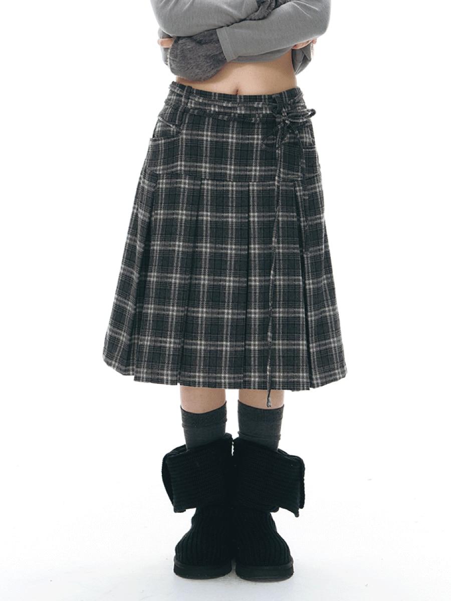 TAKEANAP Winter Waltz Check Skirt