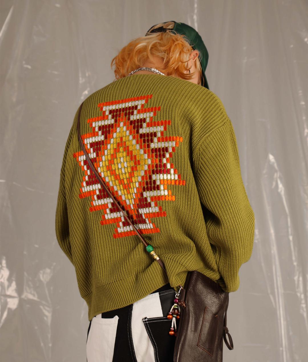 PIXEL ROUND CARDIGAN