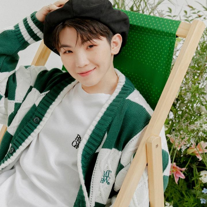 [우지 컬렉션]CHECKER BOARD WAFFLE CARDIGAN_GREEN