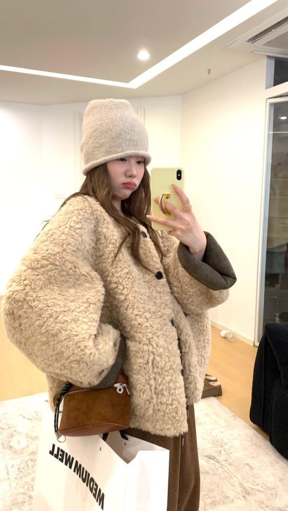 라운드 램 퍼 래글런 숏코트 2color