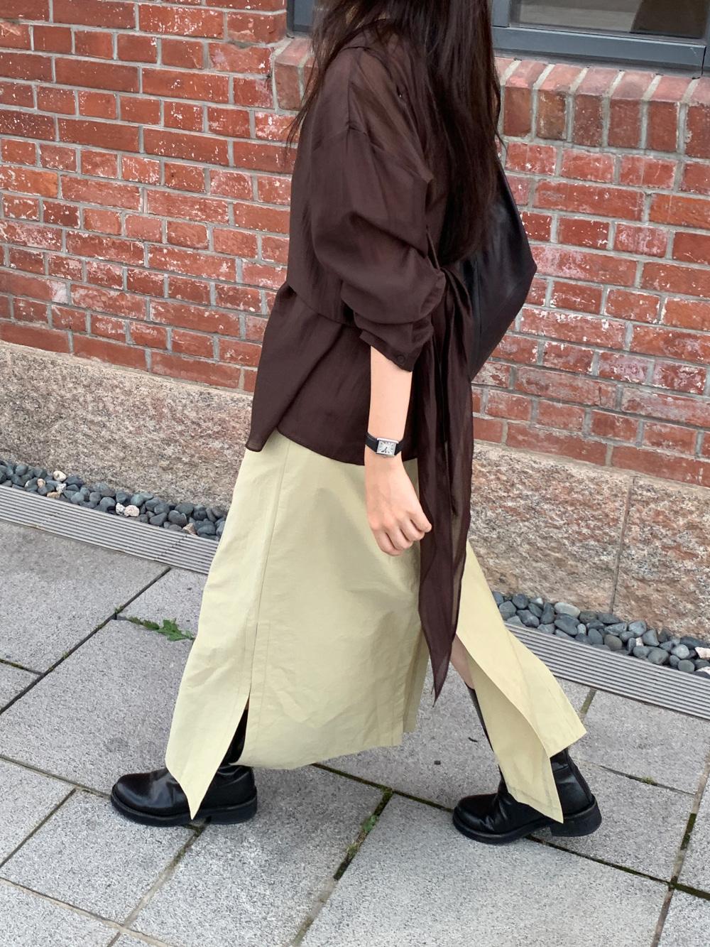 [리어스 제작] 피넛 슬릿 스커트 (light-khaki)