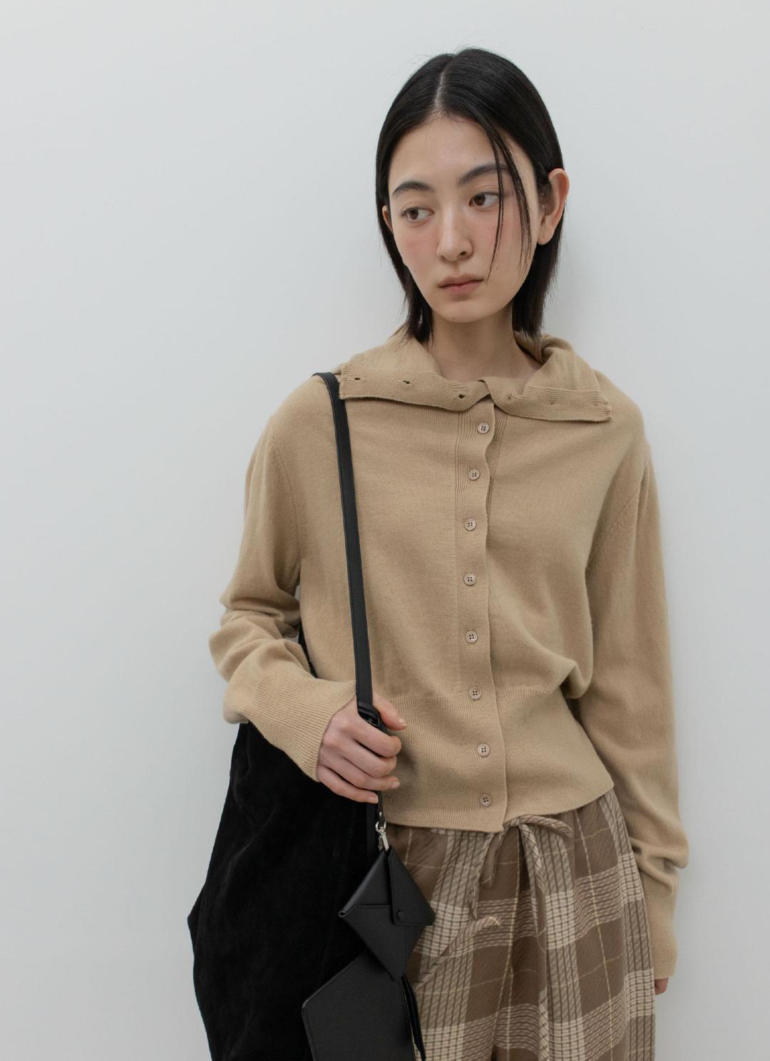 [11/28 예약배송] 25FW MERINO WOOL HIGHNECK CARDIGAN / BEIGE