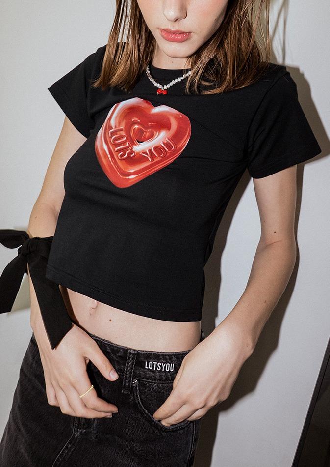 lotsyou_THE FRIEND HEART CANDY Baby Tee Black
