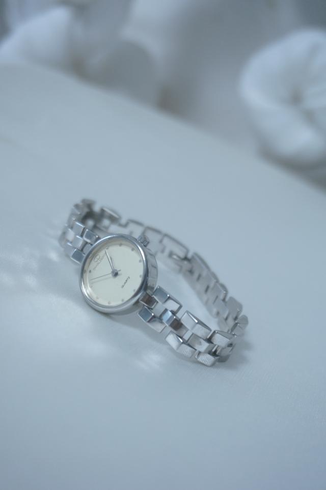 convex diamond watch