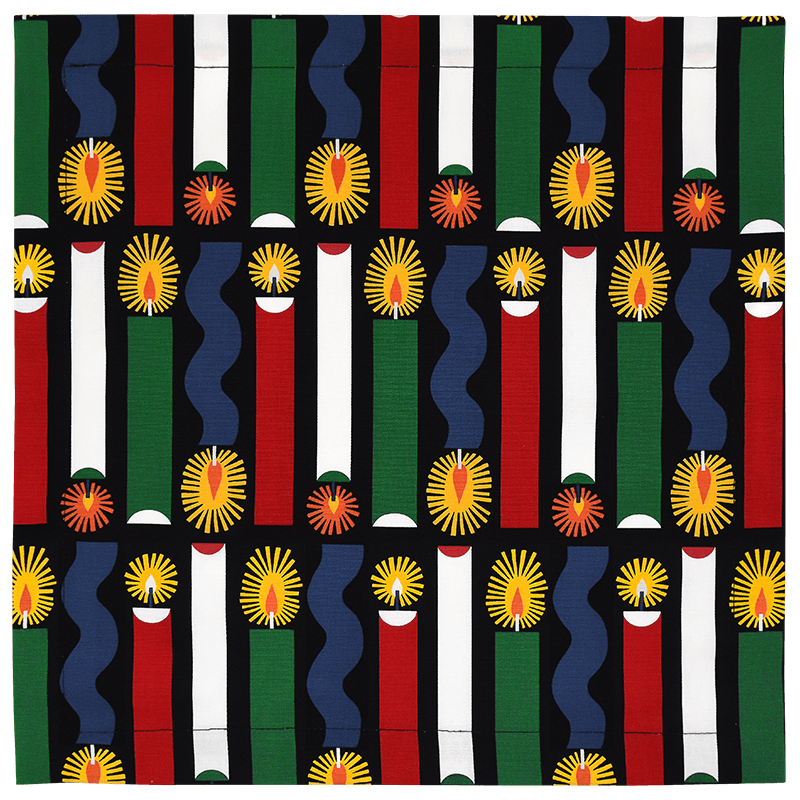 Candles Tea Cloth by Eija Vehviläinen  캔들 티 타월 by 에이야 베빌라이넨