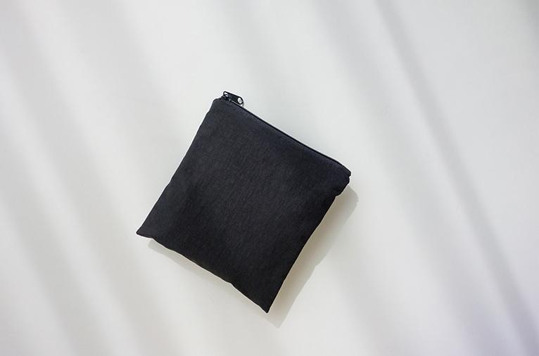[유아뷰] 블랙 네모 파우치 (재입고)