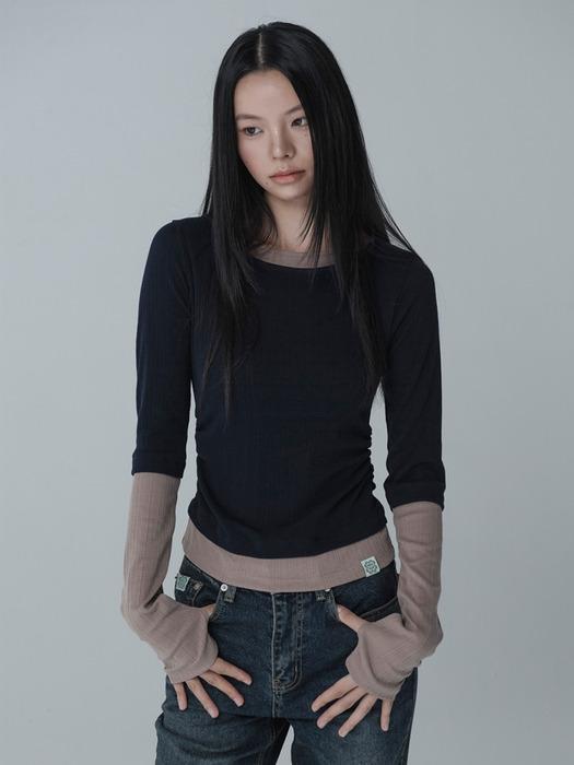 FINGER HOLE  SHIRRING T-SHIRT_NAVY-BEIGE