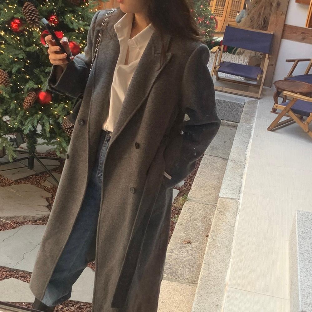 파운드 핸드메이드 더블버튼 울100% 내피 오버핏 롱 코트