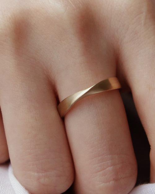 [BEST!] 14k/18k RIPPLE RING