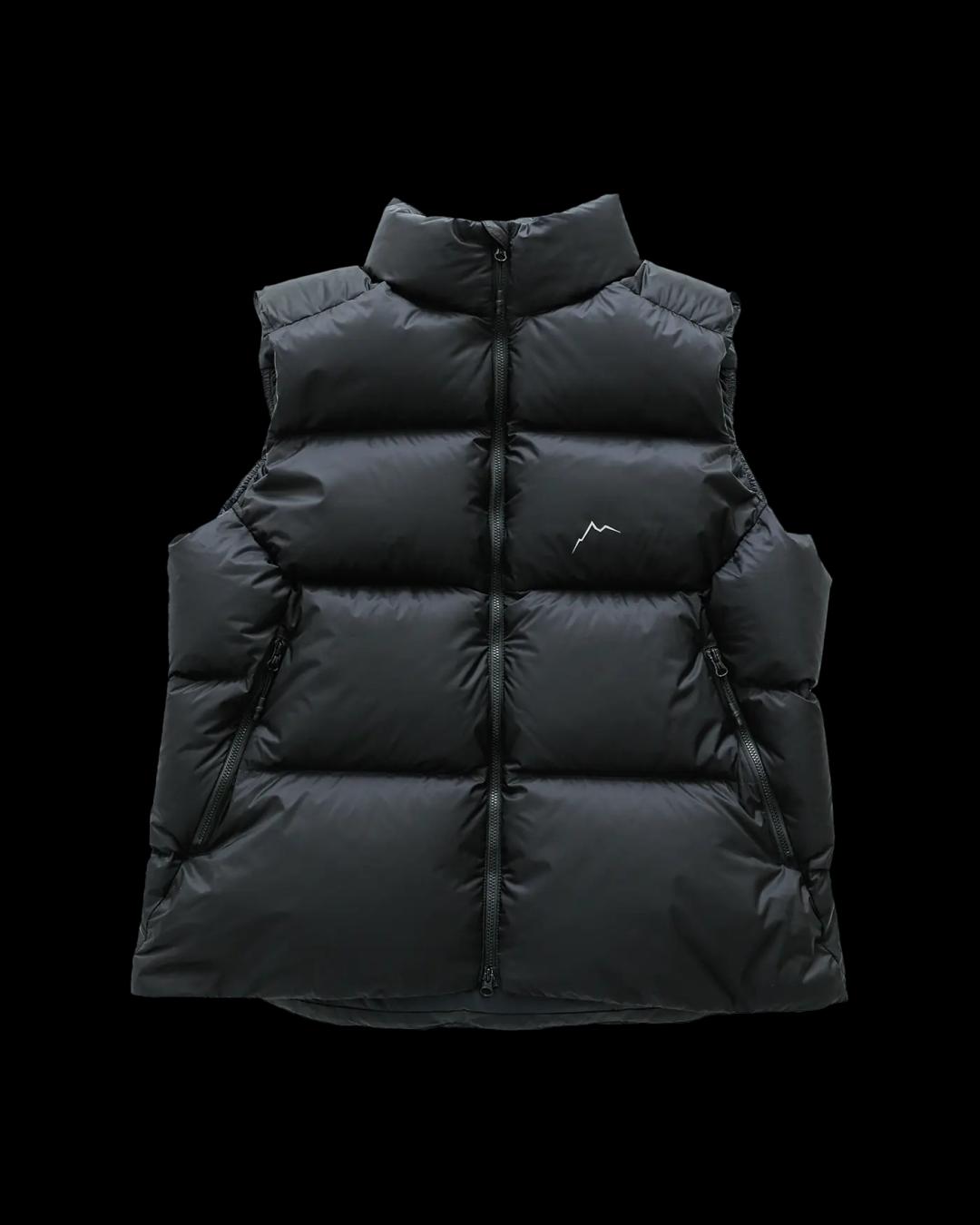 케일 다운 베스트 블랙 CL24FA0033 | 카시나 KASINA