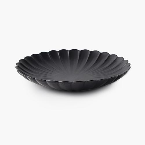 Black Matt Flower 39 Plate