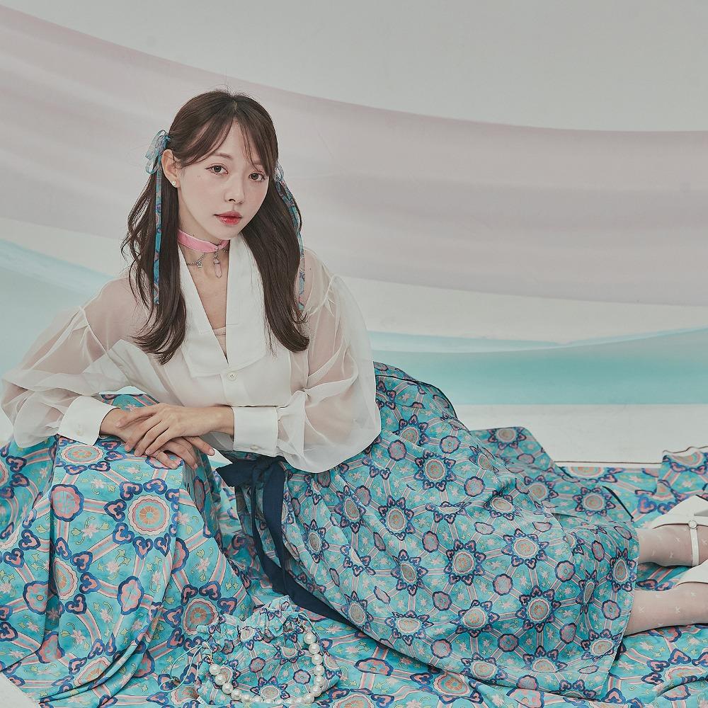 시스루 강릉김씨 블라우스 [화이트]