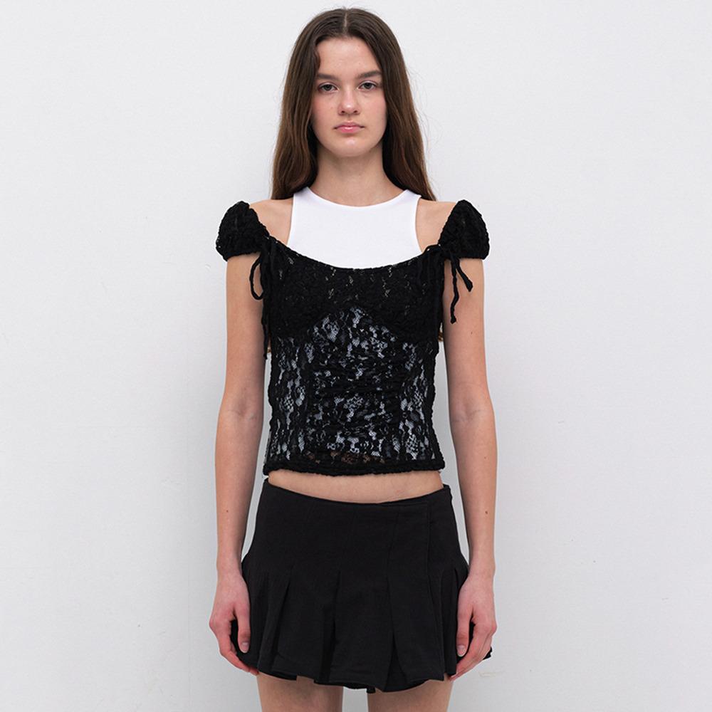 LACE CREASE SHIRRING HALF TOP / BLACK