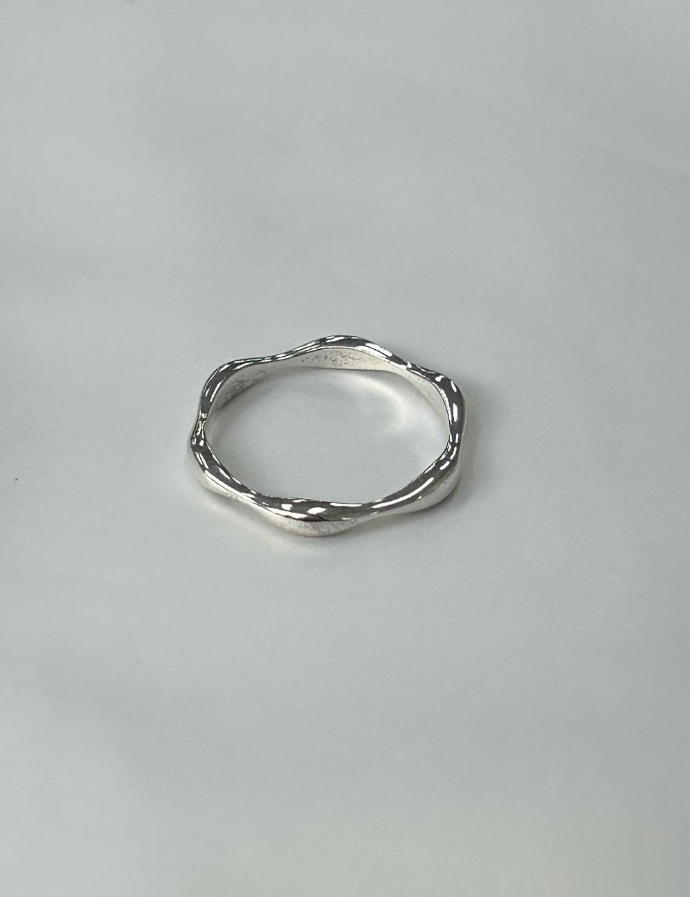 925 Wave volume Ring