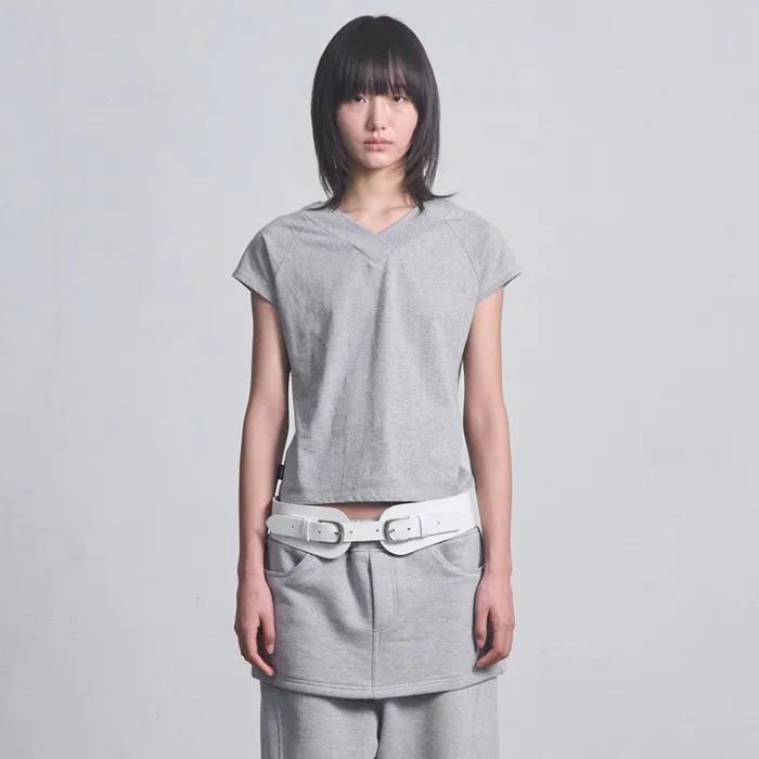 V-Neck Raglan Half Top _ Gray