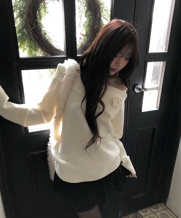 미넌 오프숄더 플라워 빈티지 니트 (3color)