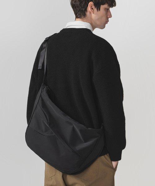 베이프릴(BEIPRIL)  피어 메신저백 (블랙) - 사이즈 & 후기 | 무신사