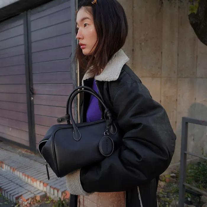 [3차 리오더]POE LEATHER BAG_BLACK