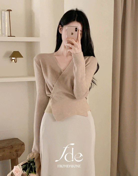 프롬데이원 하객룩🤎Made)무드페탈 브이랩 니트(가디건/버튼/스트랩/언발란스/여리핏/데일리룩/데이트룩/출근룩/오피스룩/하객룩)