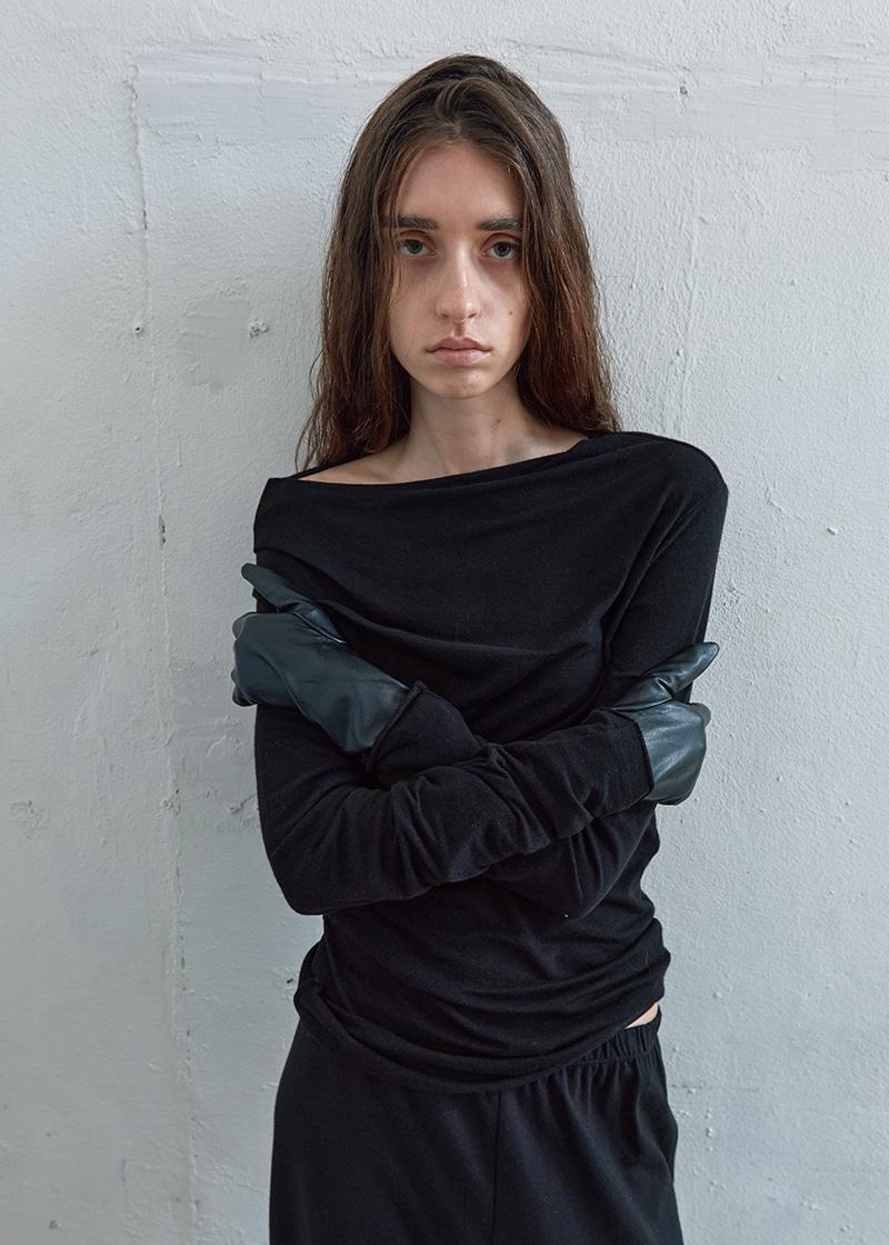 ASYMMETRIC WOOL DRAPE TOP  IN BLACK