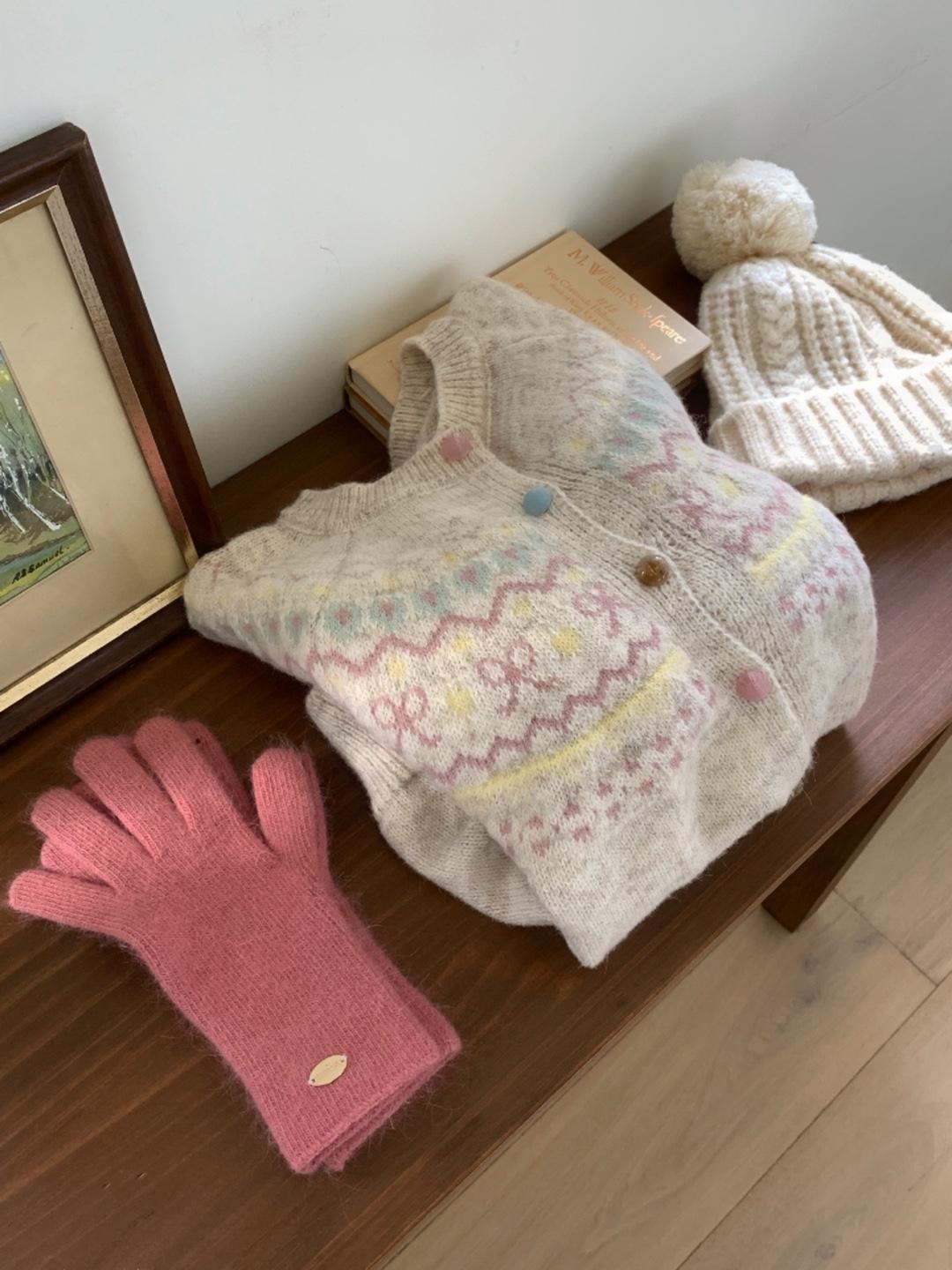 폼폼 리본 자가드 가디건