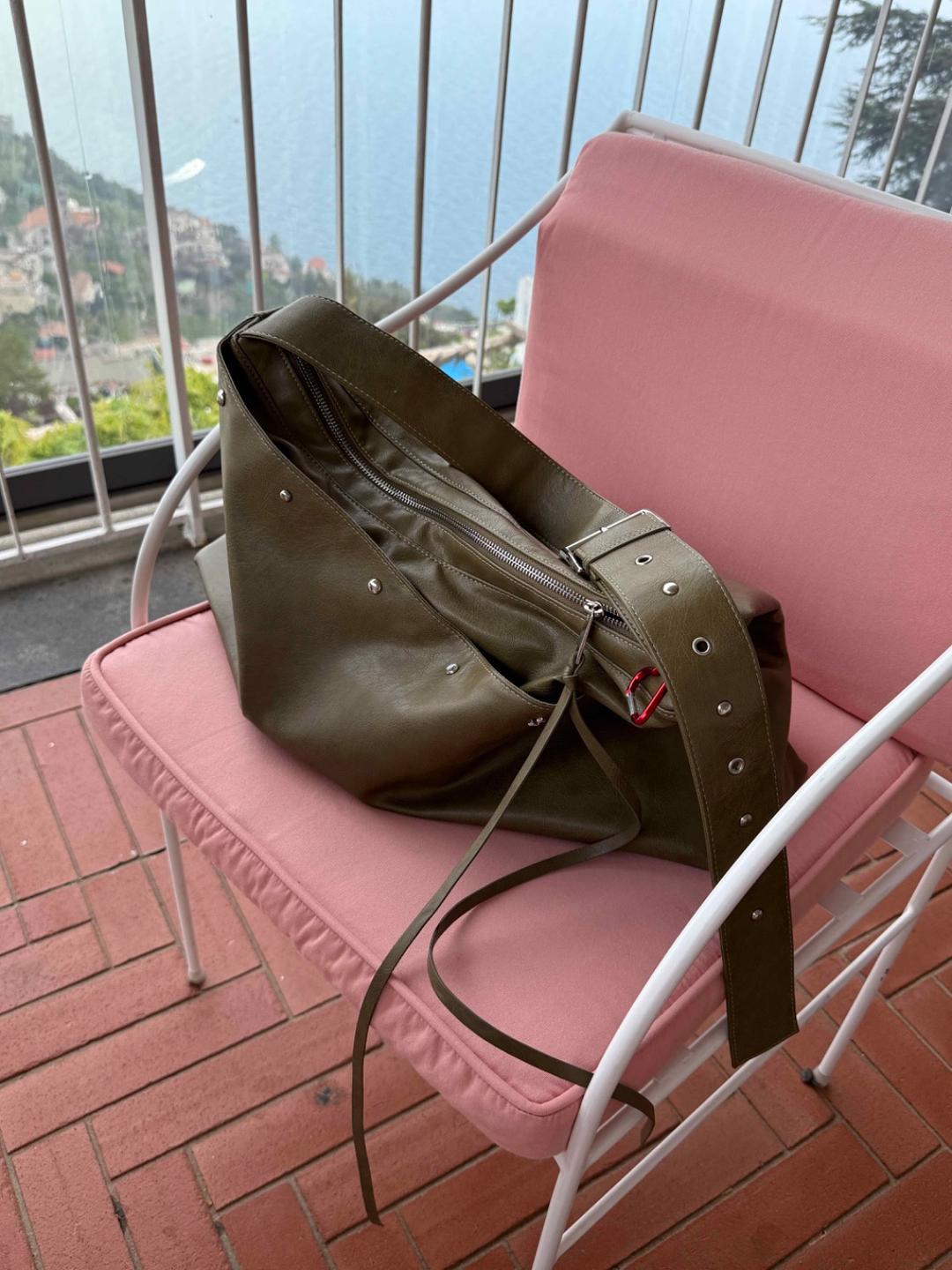 Kai Rivet Bag (Khaki)