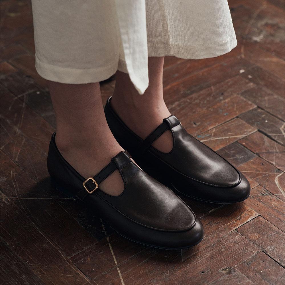 Line strap buckle loafer - brown