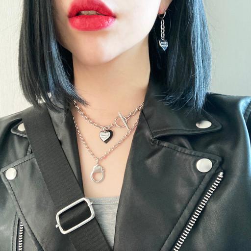 (귀찌/피어싱O) 조금여리게 유니크 더블 하트귀걸이