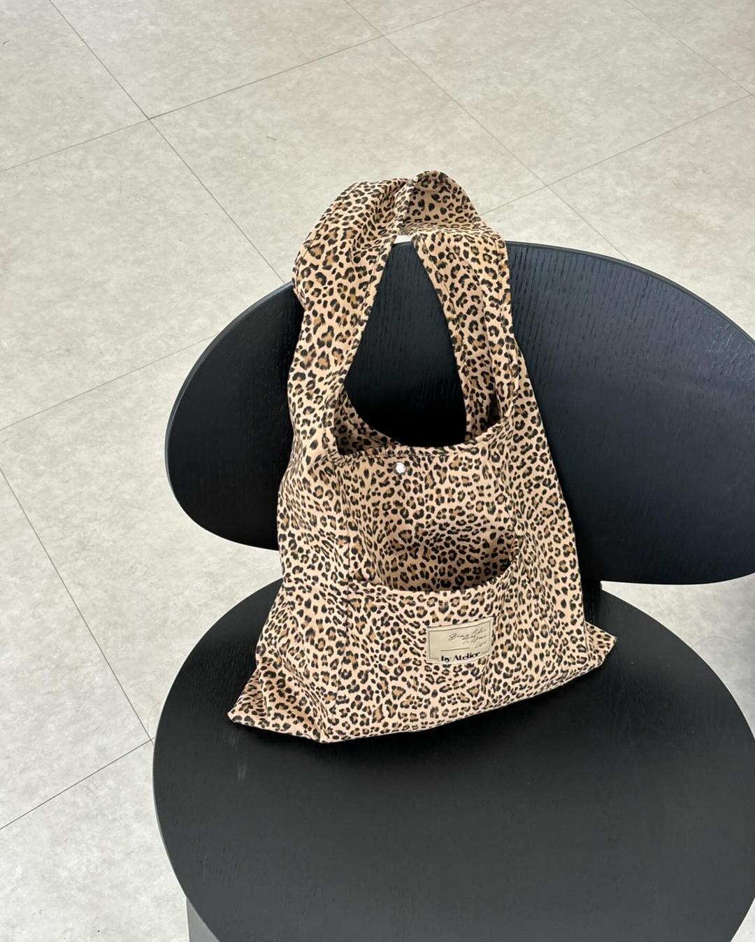 [2차 예약주문, 6/10부터 순차 출고, 오픈 기념 20% 할인] EASY HOBO BAG_LEOPARD