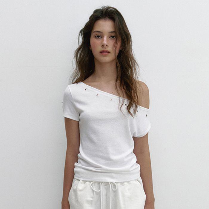 EYELET ONE SHOULDER T (IVORY)