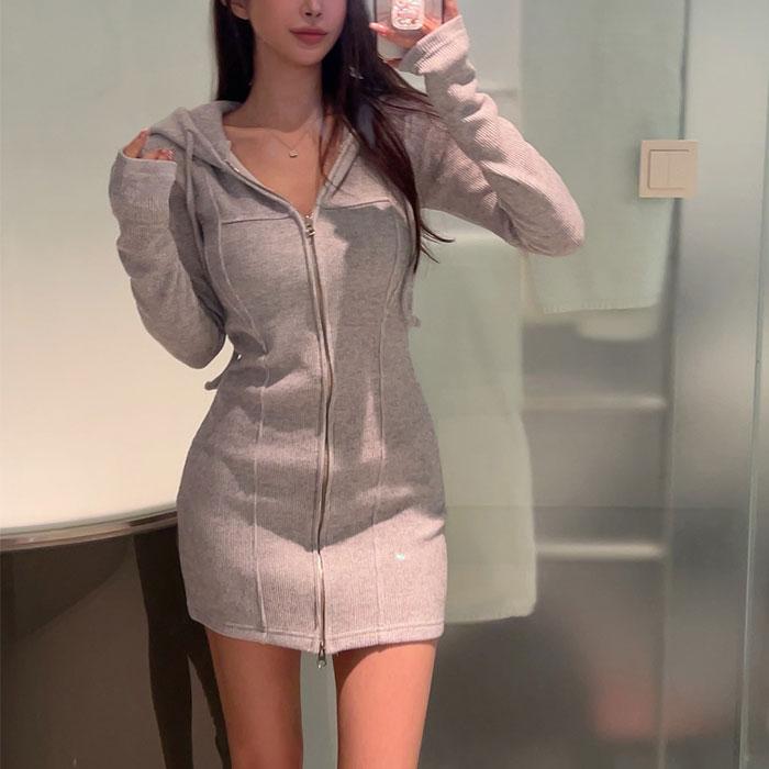 모이션 투웨이 후드 원피스
