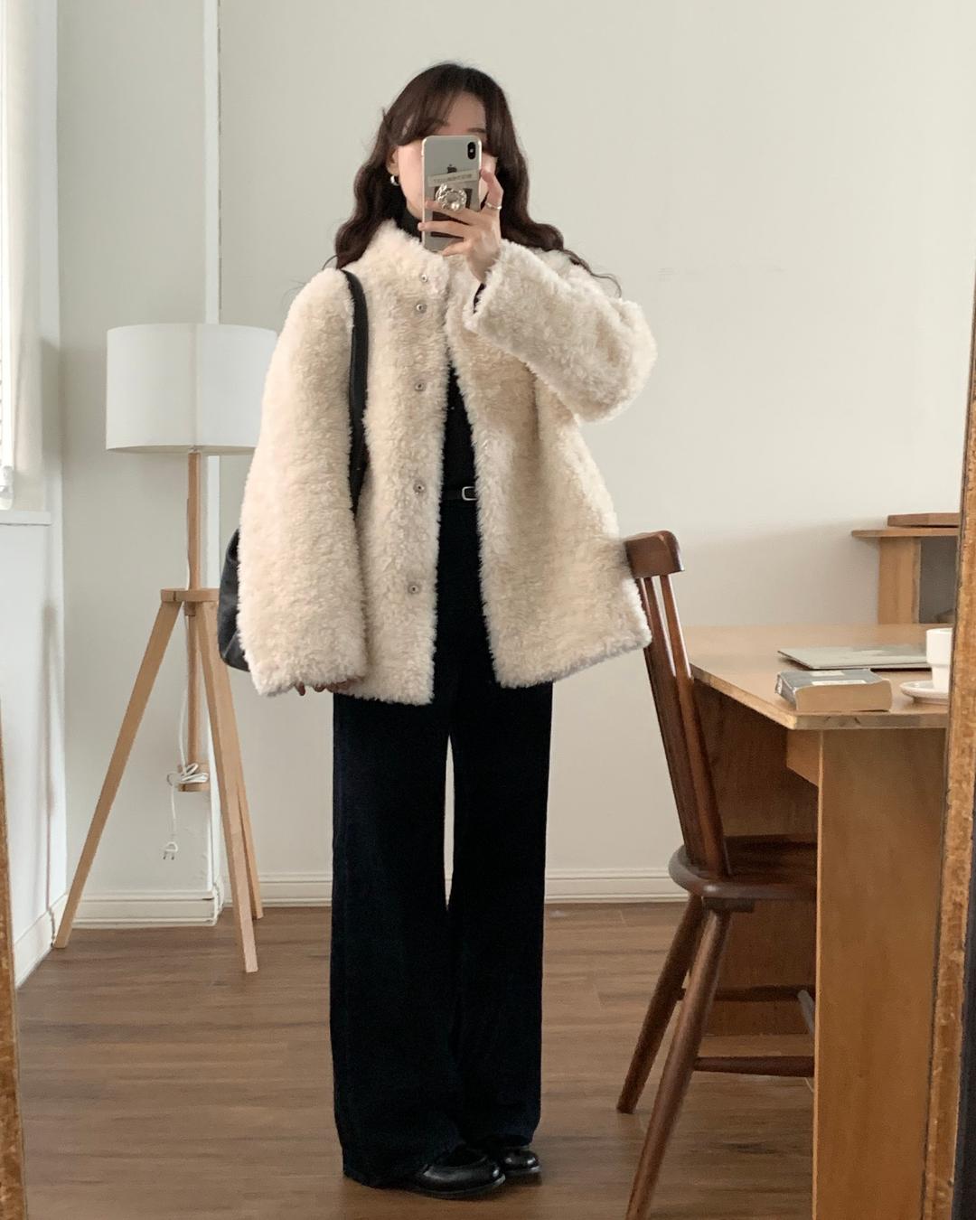 [바로배송] SNAP BUTTON FUR JACKET