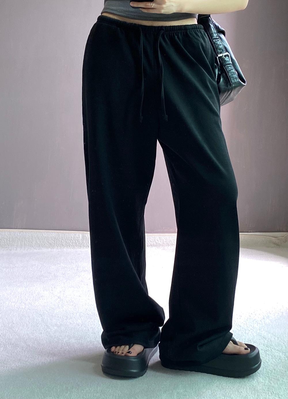 [BNB/한정수량] YUNI TRAINING PANTS