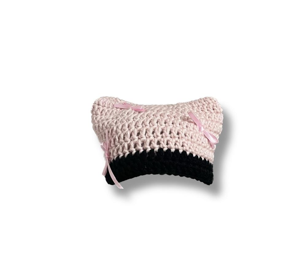 Aubery cat beanie.