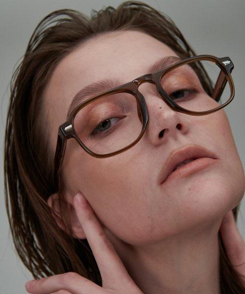 PERROW brown crystal