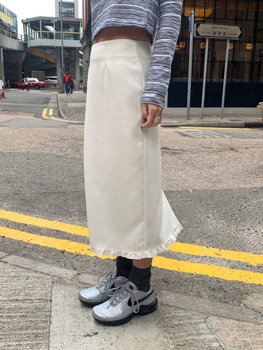 늘품다 underson 언더슨 프릴 롱 도튼 스커트