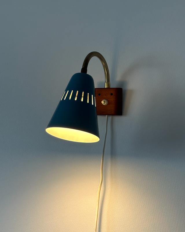 60s AJH 5 Wall Lamp