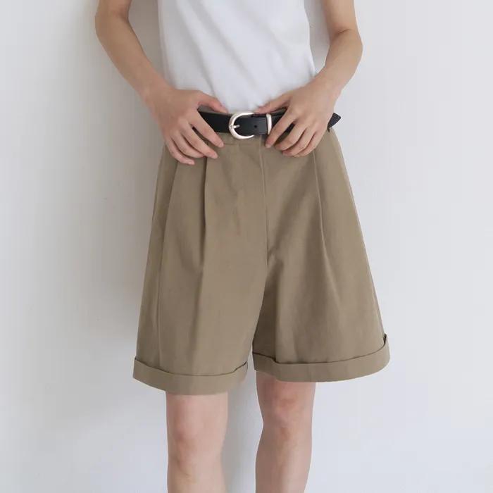 Margot Pintuck Shorts (Khaki Beige)