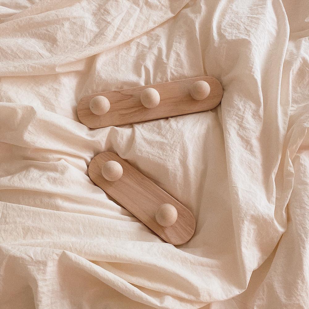 북유럽 무드의 우드 코트랙 -  2구/3구의 원목 후크 벽행거