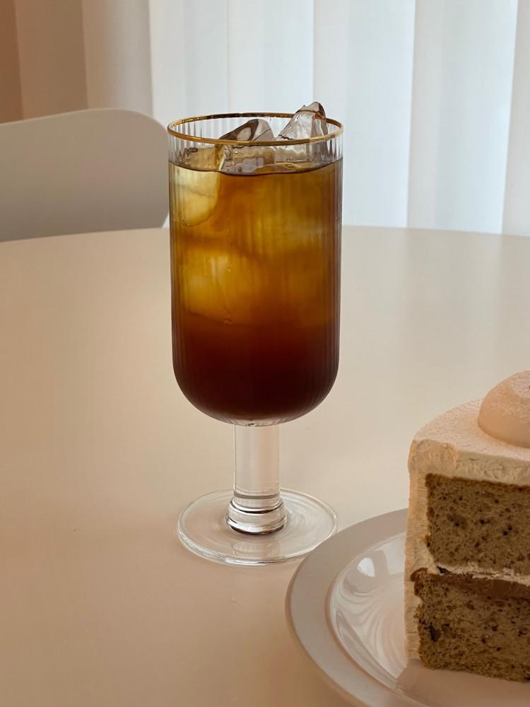 (미무) 골드 플리츠 롱 고블렛잔 커피잔 홈카페커피잔