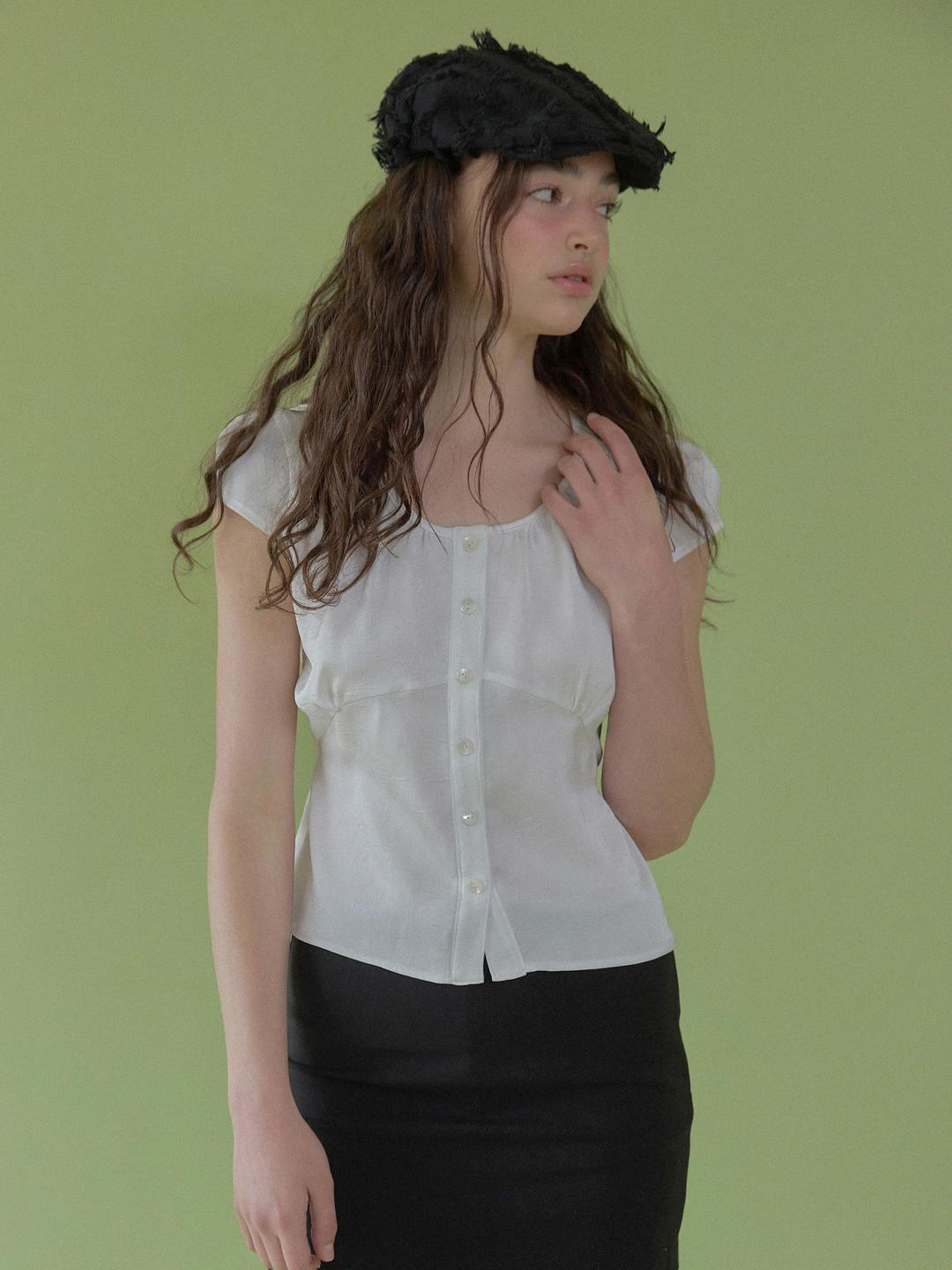 soft gleam blouse (white)