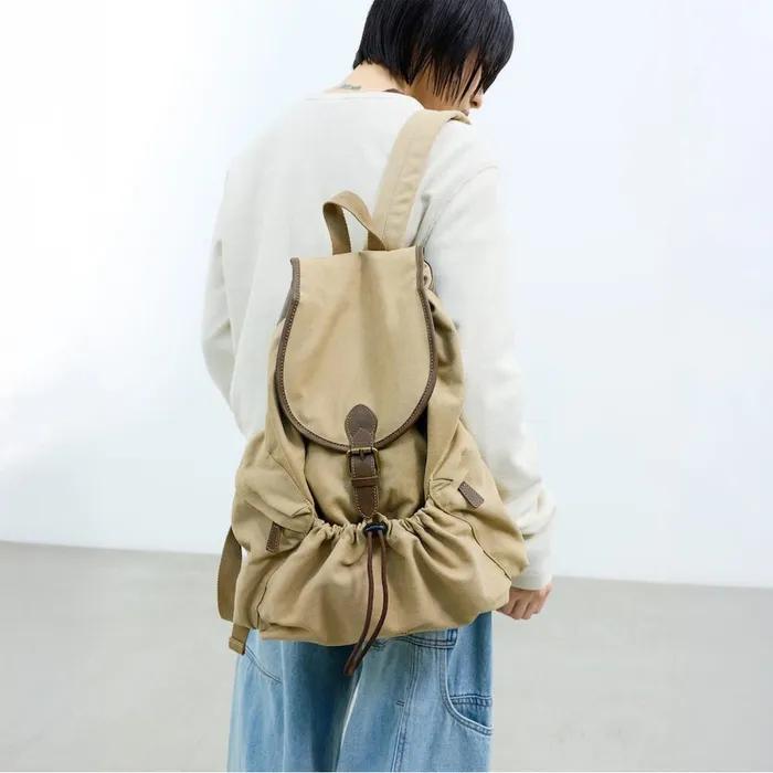 (UNISEX) 캔버스 플랩 백팩  베이지 (MS62D4G12A)