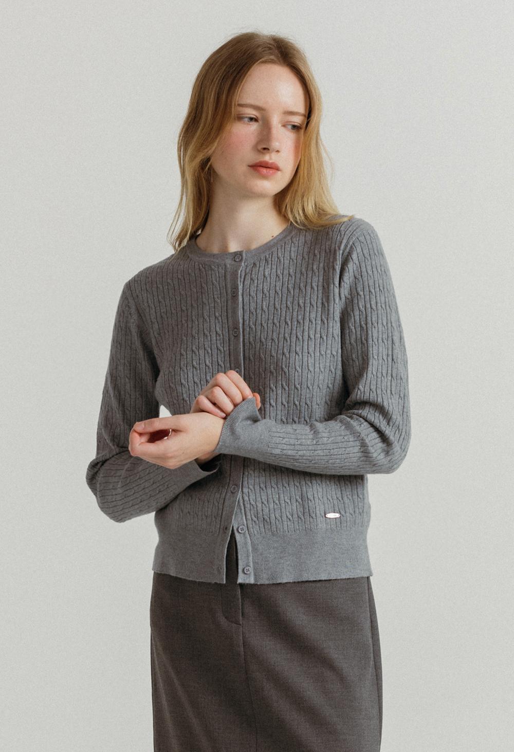 바닐라니트 클래식 케이블 라운드 니트 가디건