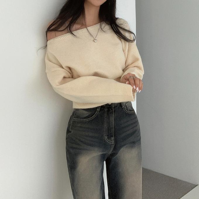 [ 소프트/허리쏙 ] 도즌 루즈핏 입술넥 니트 (오프숄더 크롭 겨울니트)