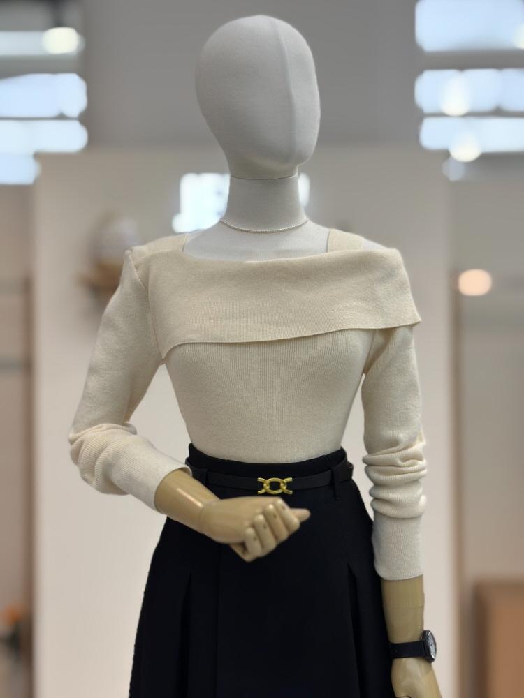 언발 오프숄더 니트 JNDKT018B