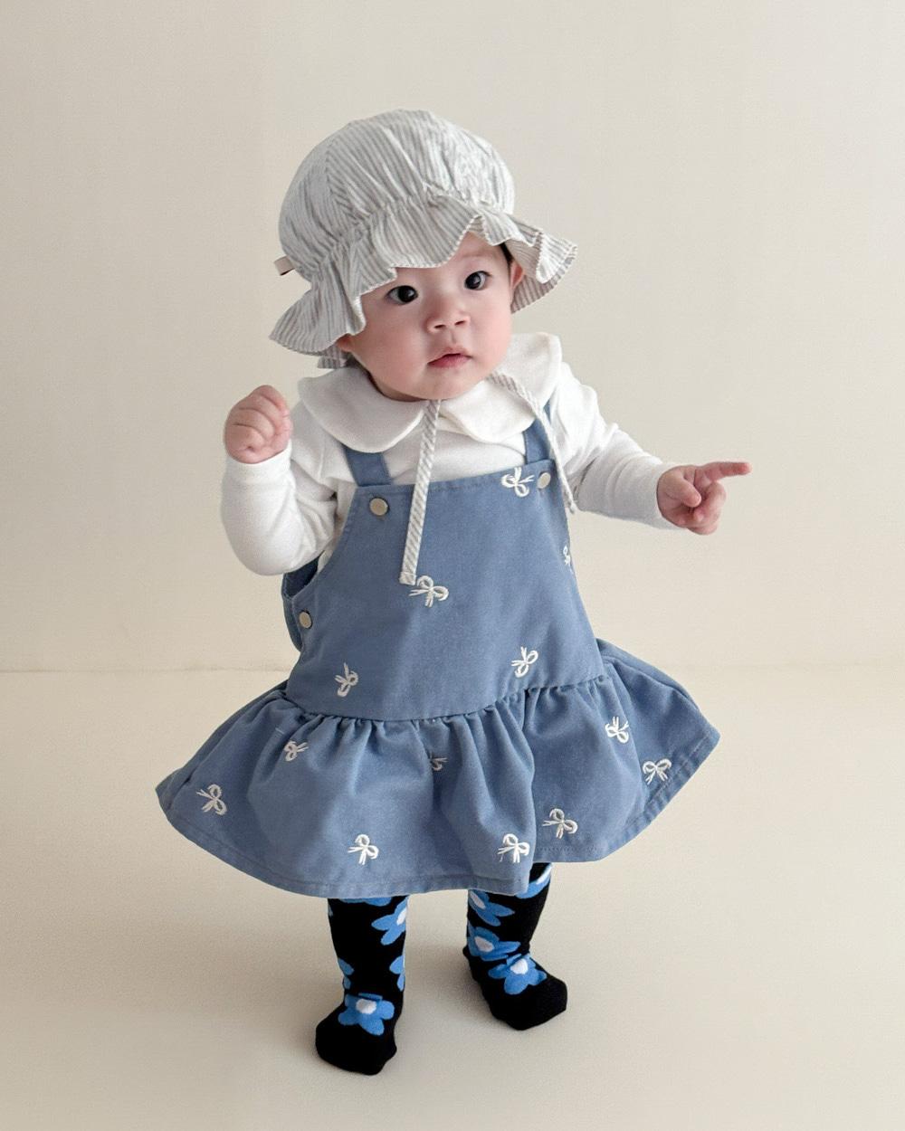 리본 자수 원피스슈트