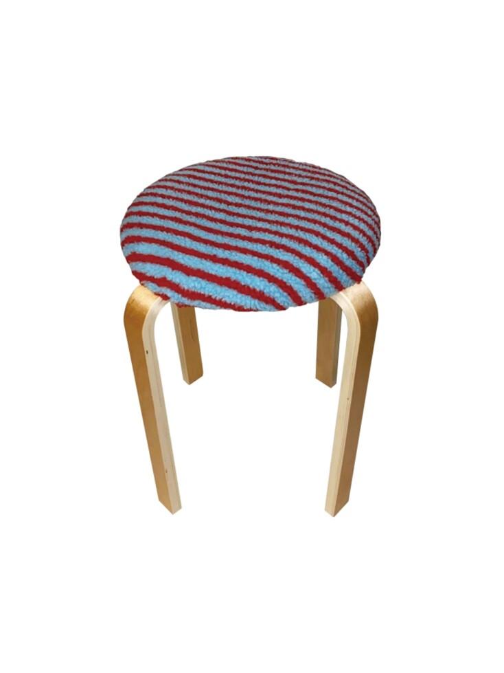 Fur stripe stool (blue&red)