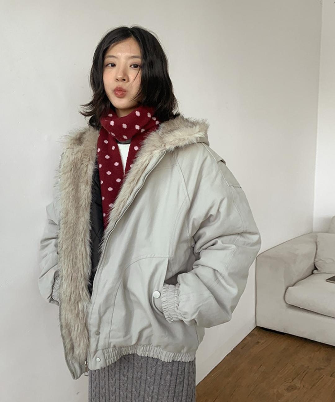 데일리쥬 리에나 오버핏 퍼 패딩 후드 점퍼